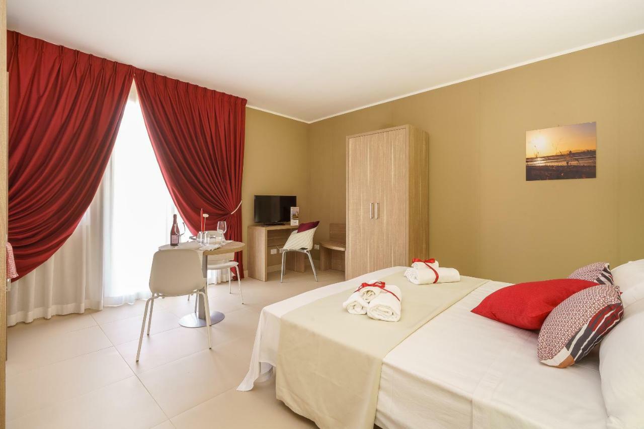 Travini Hotel Residence Марсала Екстериор снимка