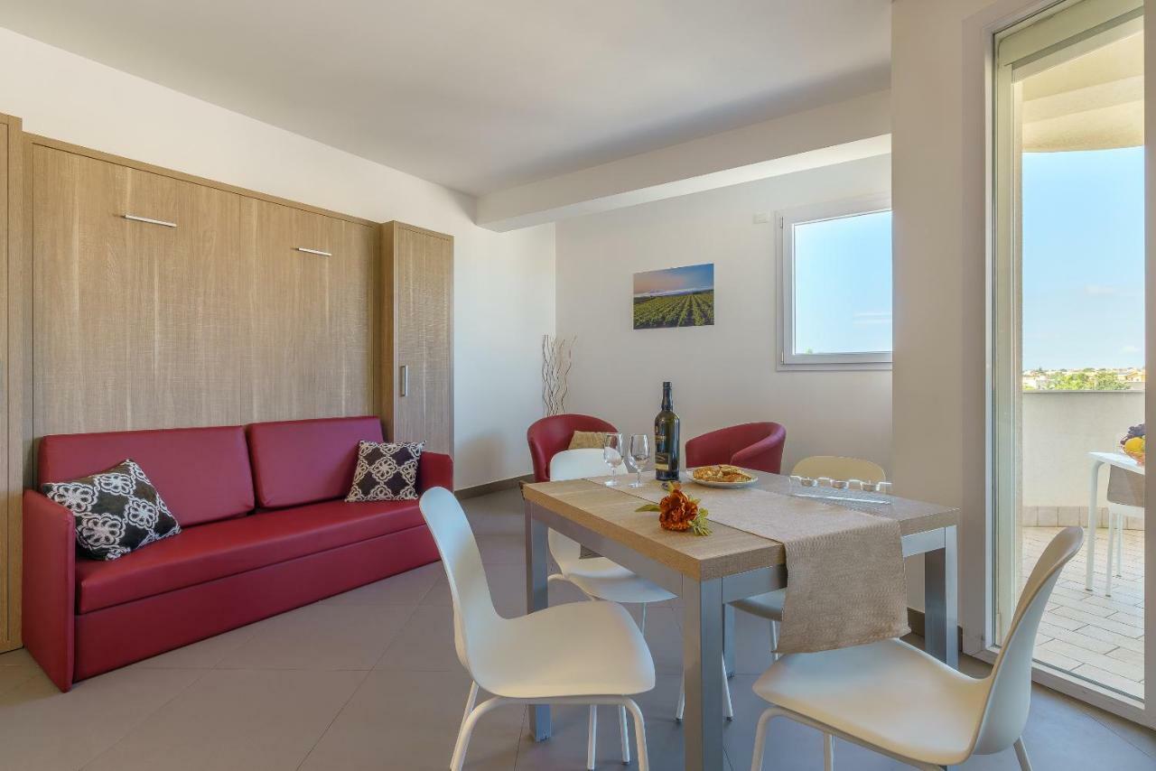 Travini Hotel Residence Марсала Екстериор снимка