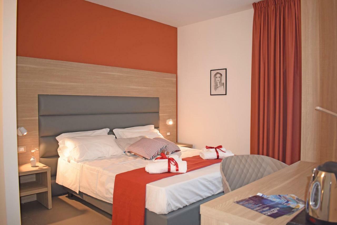 Travini Hotel Residence Марсала Стая снимка