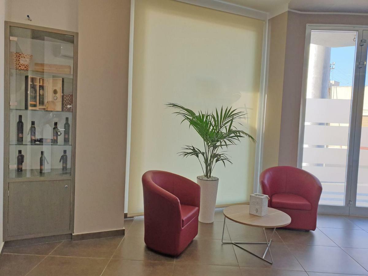 Travini Hotel Residence Марсала Екстериор снимка